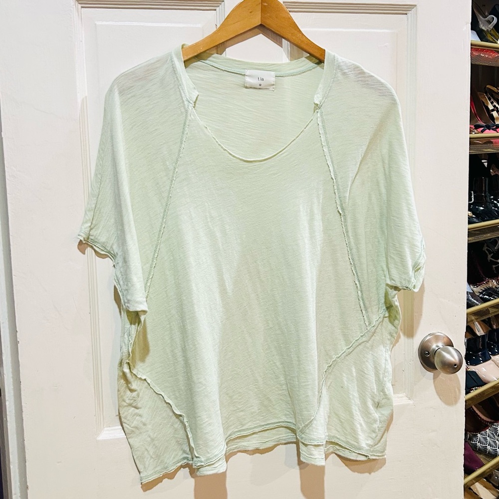 t.la Anthropologie Mint Green Reconstructed Dolman Tee Casual Loungewear Size M